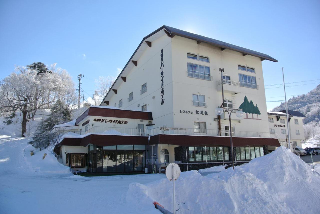 Shiga Riverside Hotel Яманучи Екстериор снимка