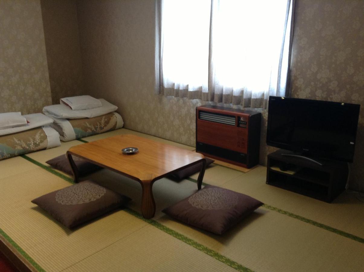 Shiga Riverside Hotel Яманучи Екстериор снимка