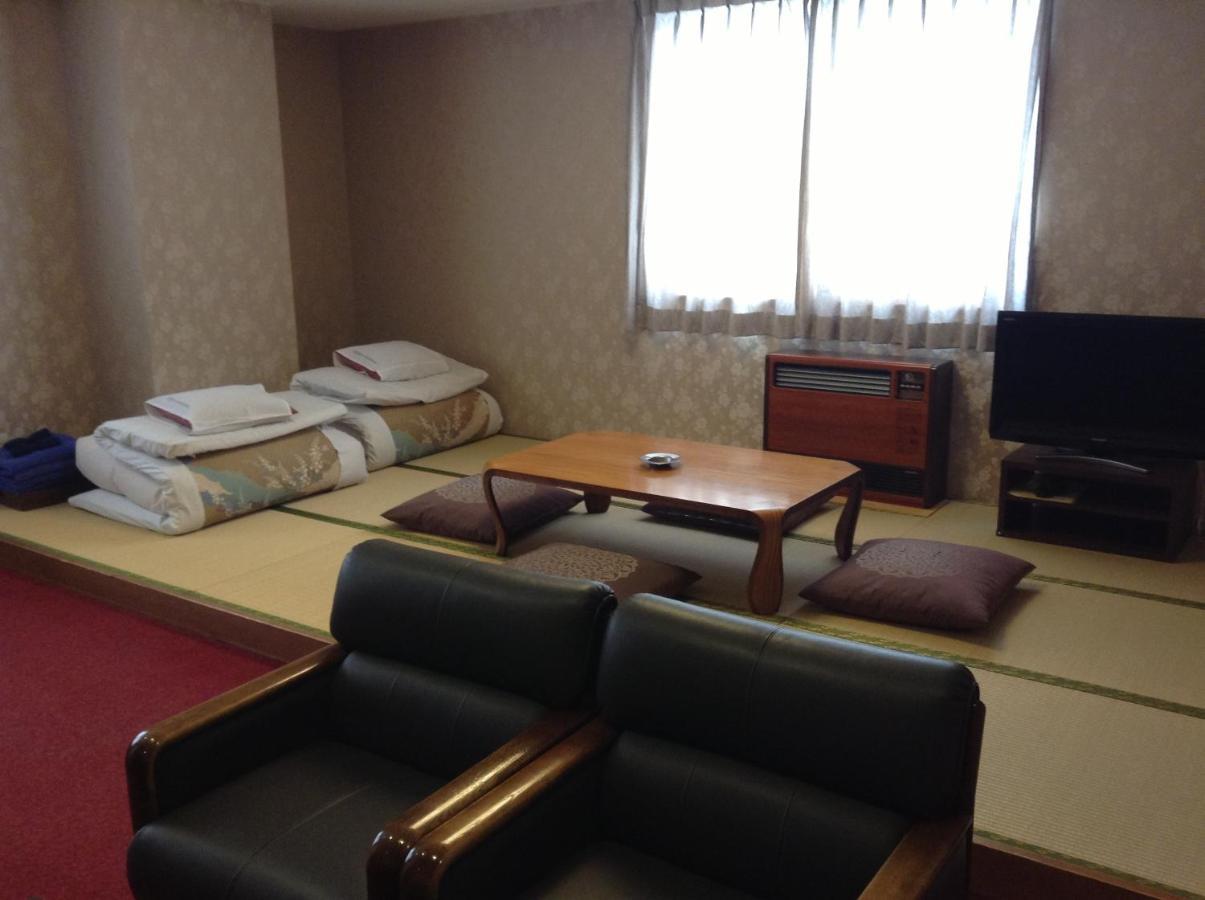 Shiga Riverside Hotel Яманучи Екстериор снимка