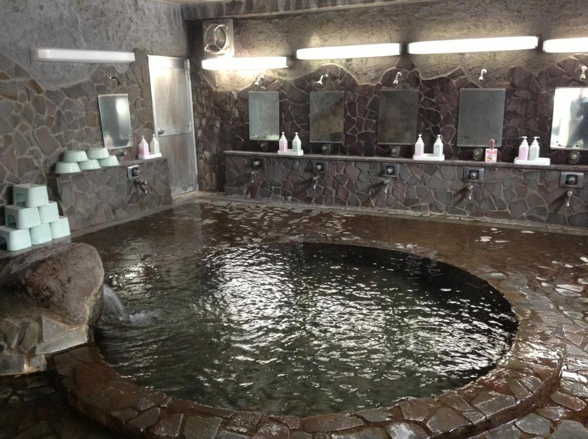 Shiga Riverside Hotel Яманучи Екстериор снимка