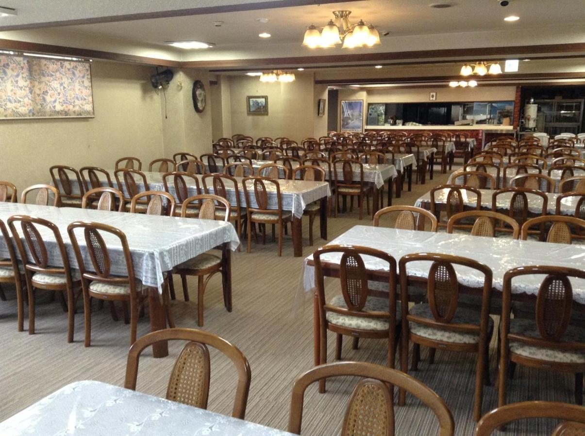 Shiga Riverside Hotel Яманучи Екстериор снимка
